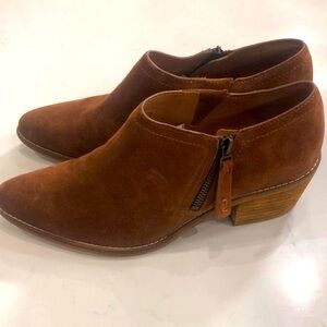 Zodiac Women’s Brown Leather Margot Suede Ankle Booties! Size 9. Beautiful!